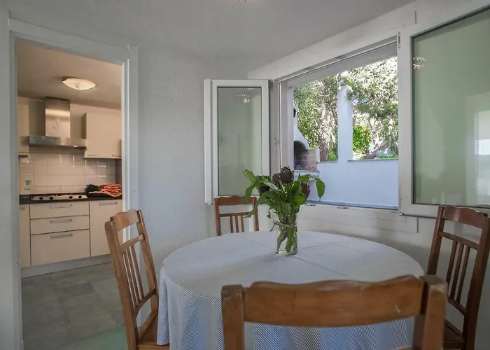 Sul Mare Sardegna Nesea Tatil Evi